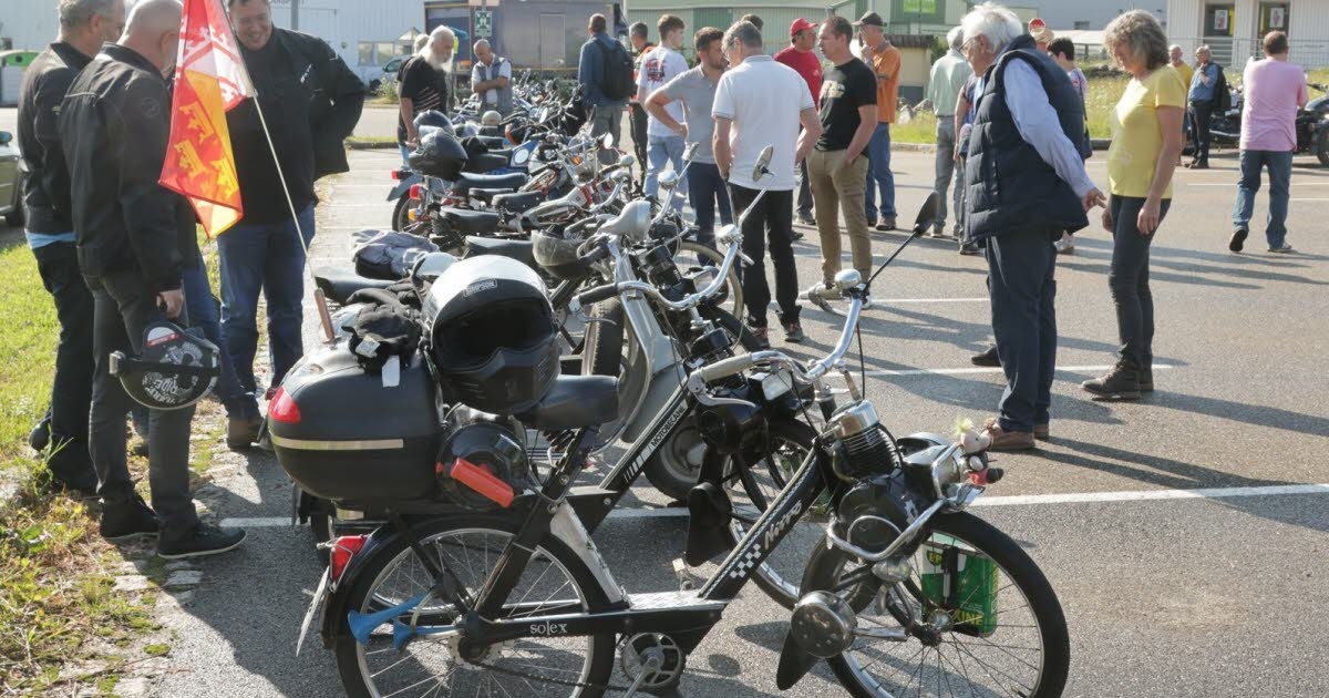 Epfig. Mopeds and Solex will gather this Sunday, August 3, in the Carrefour Contact parking lot.