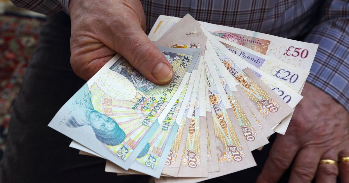 Los jubilados estatales pueden obtener 10 obsequios y descuentos por valor de £ 14,214 en junio