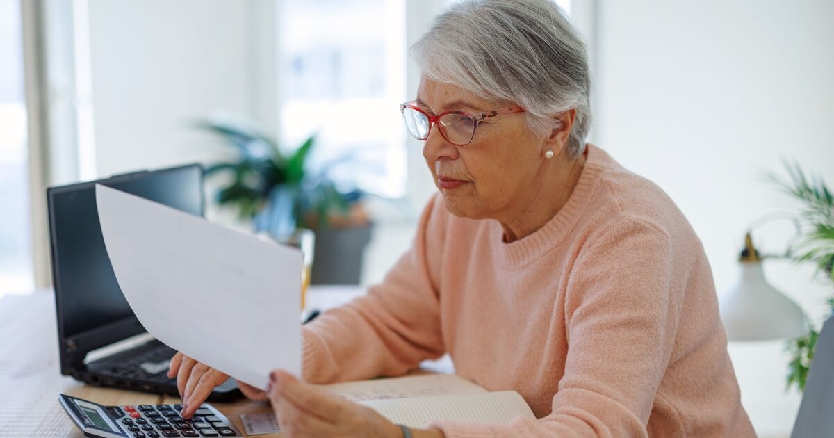 People reaching State Pension age urged to check for extra pay - what to do
