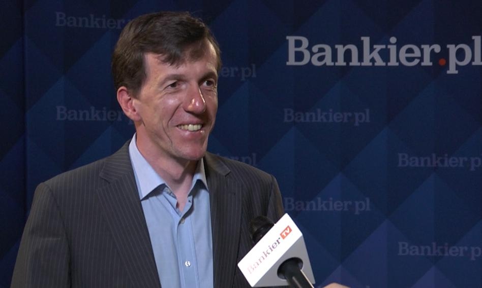 L'or à 4 000 $ et une correction à la Bourse de Varsovie. Marek Rogalski commente « Trop 30 ».