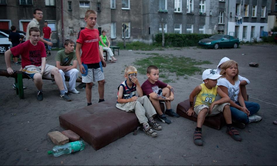 Uno de cada cuatro niños de la UE corre el riesgo de caer en la pobreza. Polonia por debajo de la media