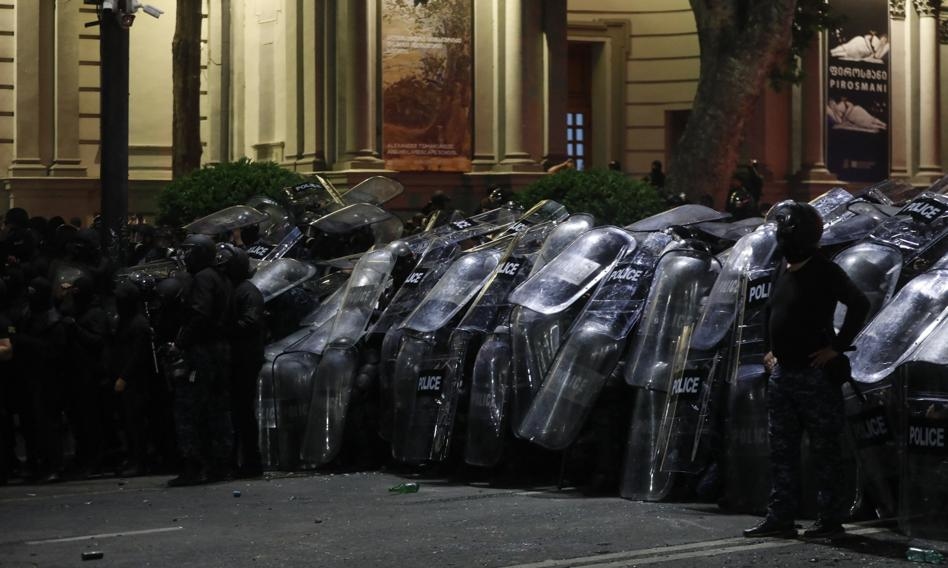 Las protestas se extienden por toda Georgia. La Embajada de Polonia en Tbilisi advirtió a los polacos