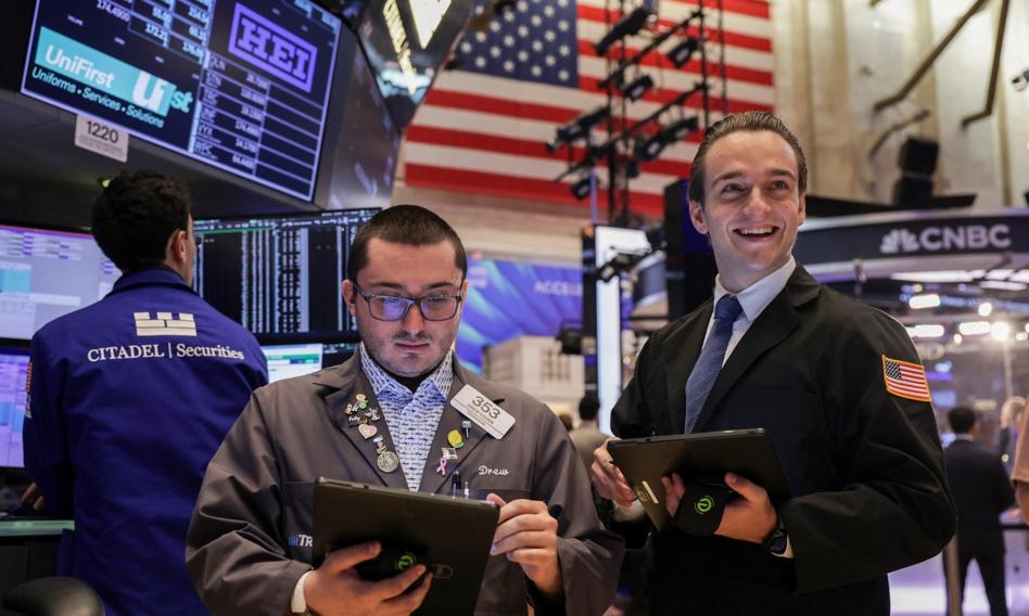 The bull market continues. Wall Street continues to see gains and record-breaking gains.