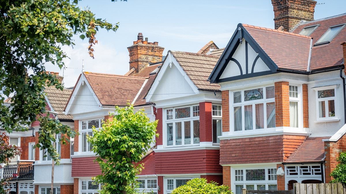 I bought a smart home and my energy bill is now ZERO: Here's how I did it