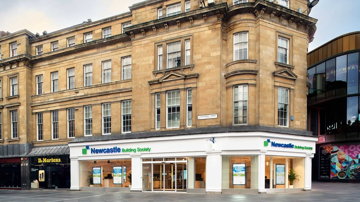 La Newcastle Building Society apre una nuova gigantesca filiale