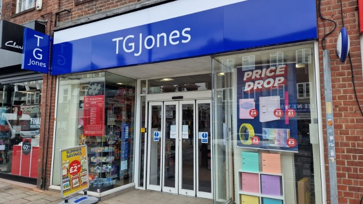 Inizia il rebranding del punto vendita WH Smith e il suo nuovo nome suscita domande in tutti