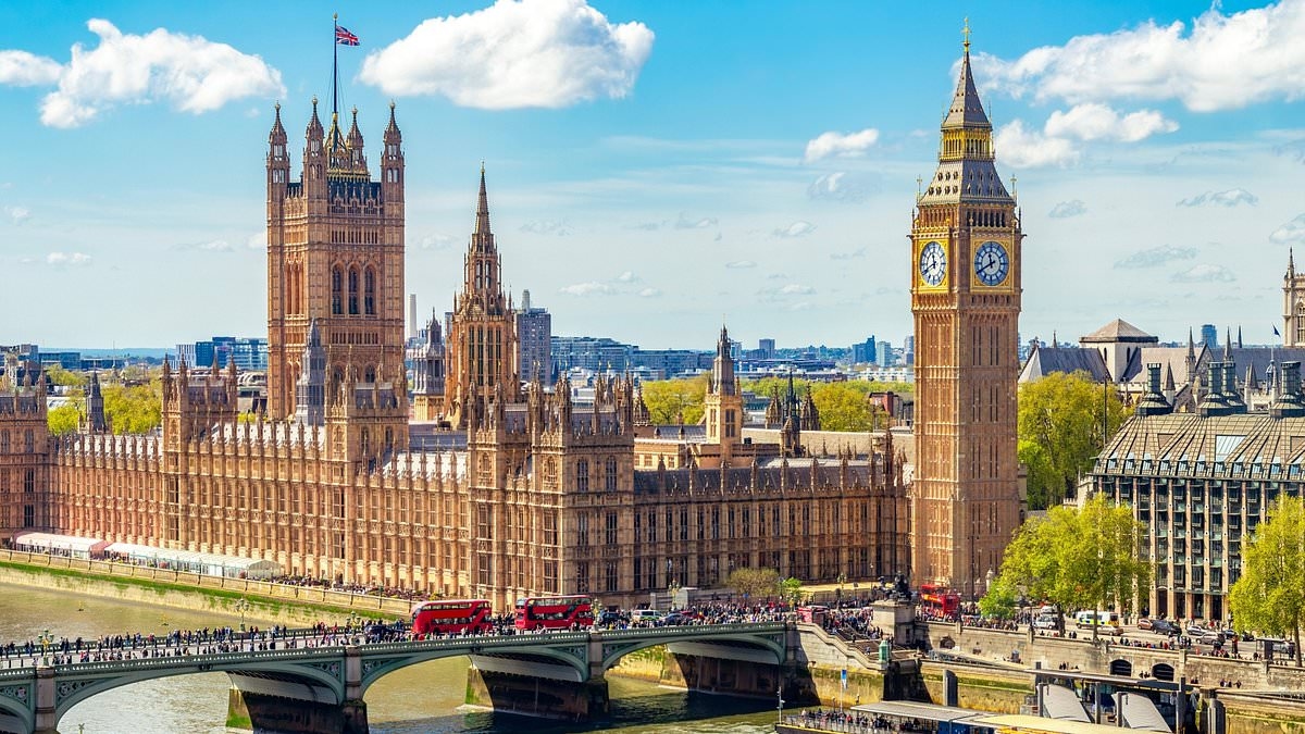 How to invest in gilts direct: You can buy and hold, or try to exploit the tax perks - here's what you need to know