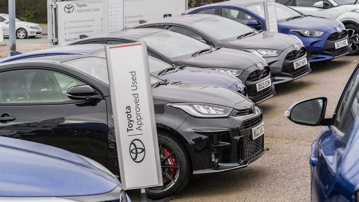 Used car sales surge as buyers avoid pricey new models and EVs