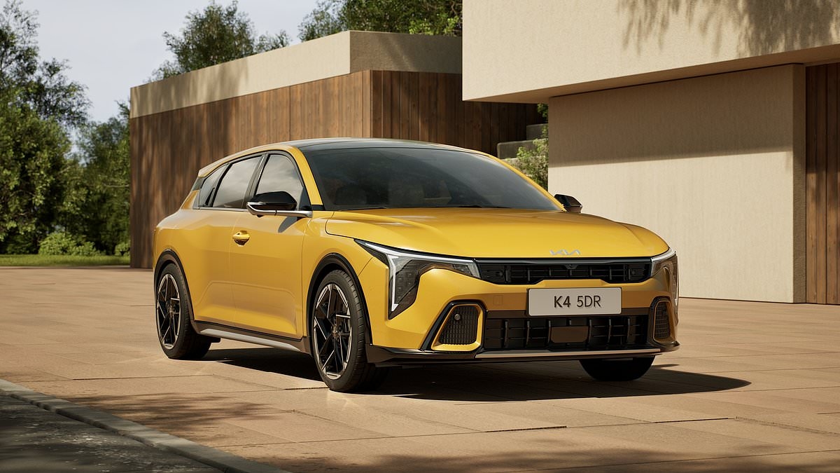 Kia's new executive hatchback K4 to take on the VW Golf arrives later this year