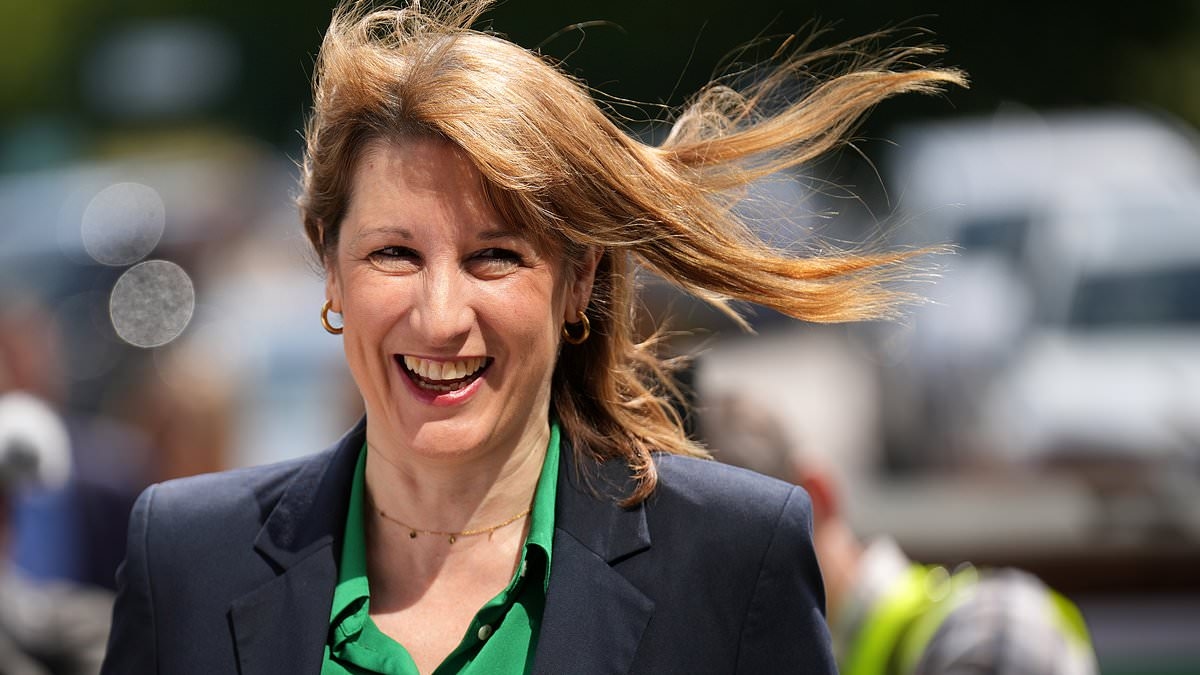 Rachel Reeves gelir vergisini artırmaya cesaret eder mi? Bu Money Podcast