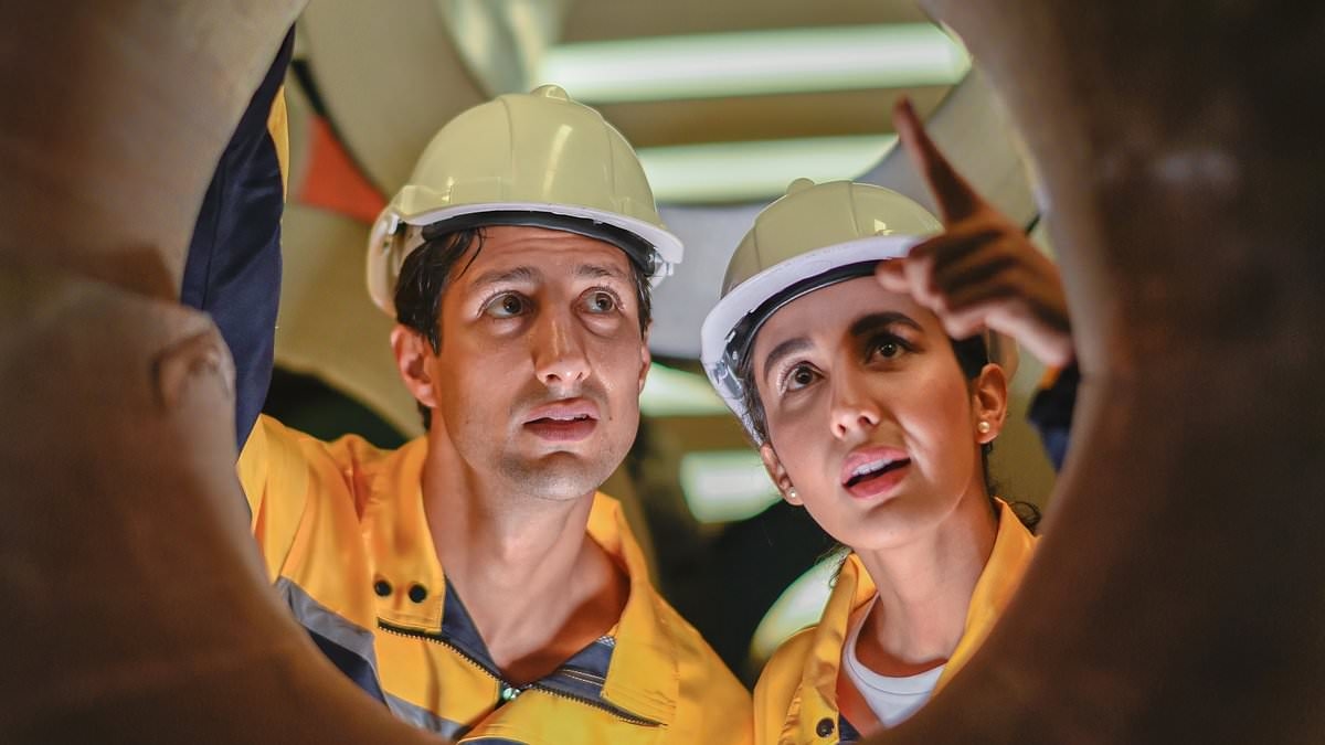 Cuts to apprenticeship funding will 'add to jobs crisis'