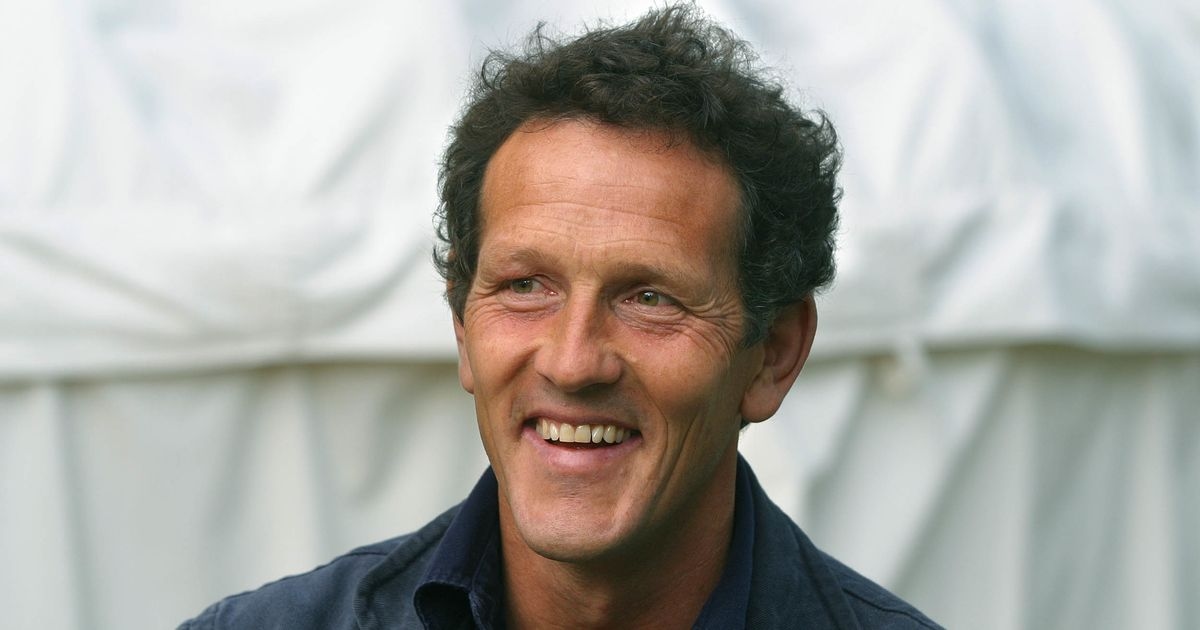Il libro di giardinaggio di Monty Don, definito "uno dei migliori", è ora gratuito per la festa del papà