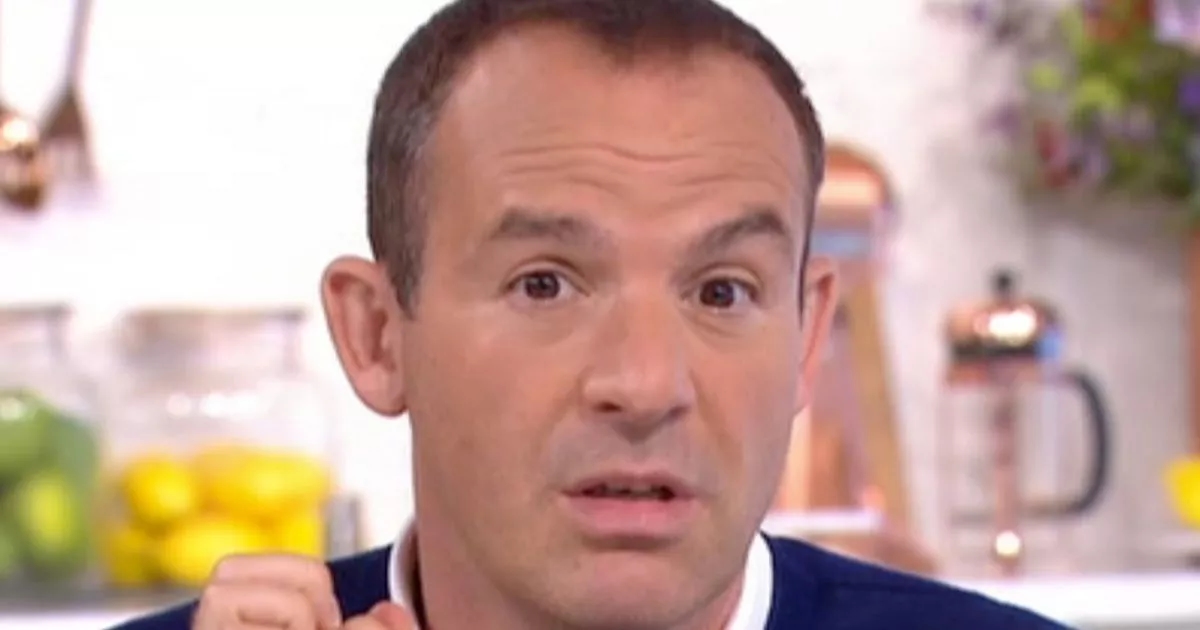 Martin Lewis MSE esorta i britannici che guadagnano cashback a controllare subito il proprio conto bancario