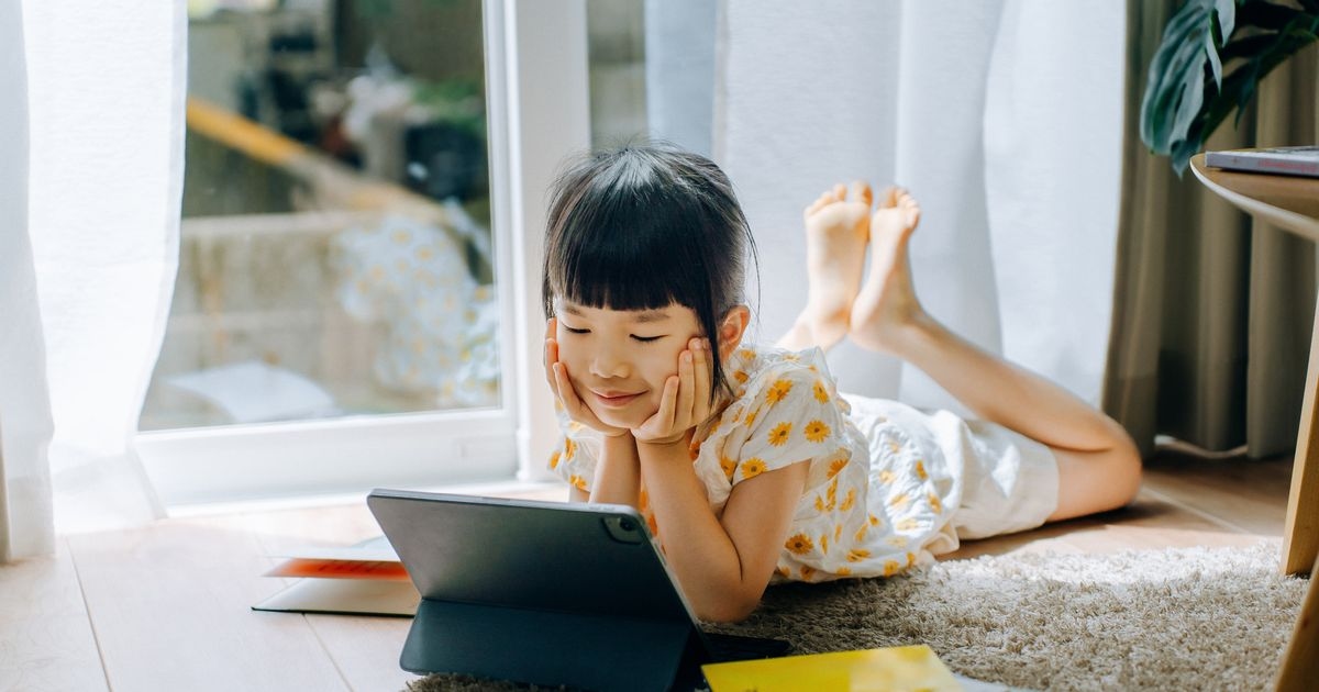 When a child can be left home alone in the summer holidays