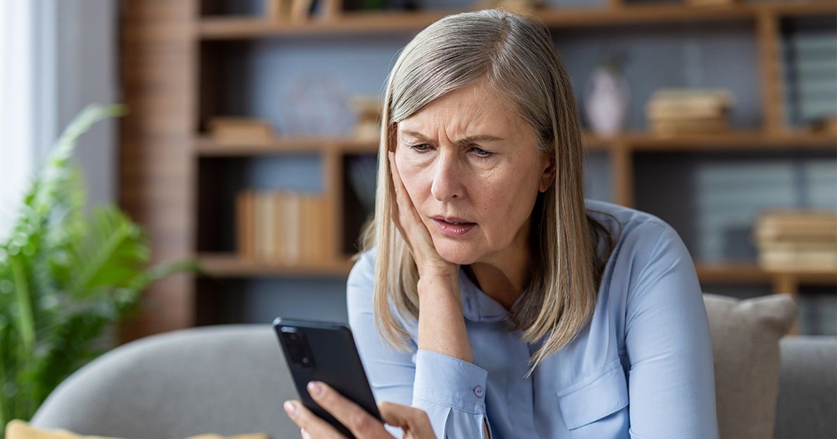 Lloyds Bank spiega il processo in quattro fasi mentre i problemi con le app bancarie persistono