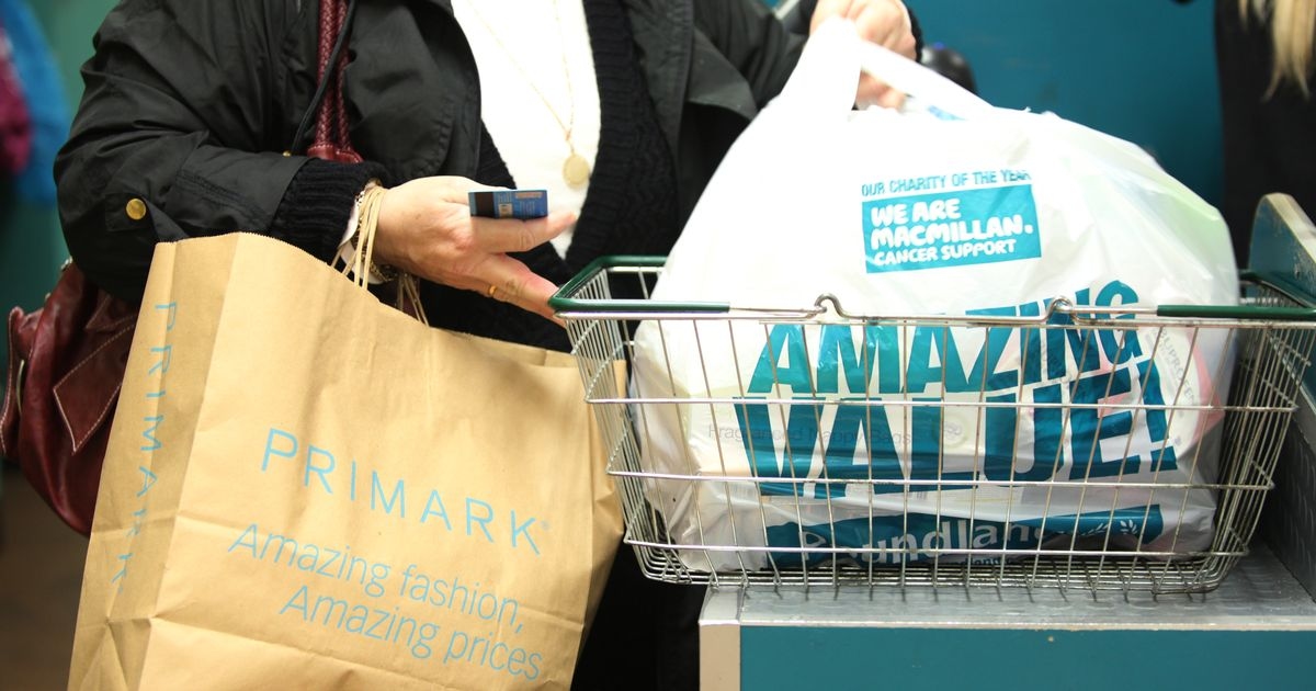 Klienci Poundlandu „wykupują” zestaw na Halloween za 1 funta, który jest „zbyt ładny, żeby go używać”