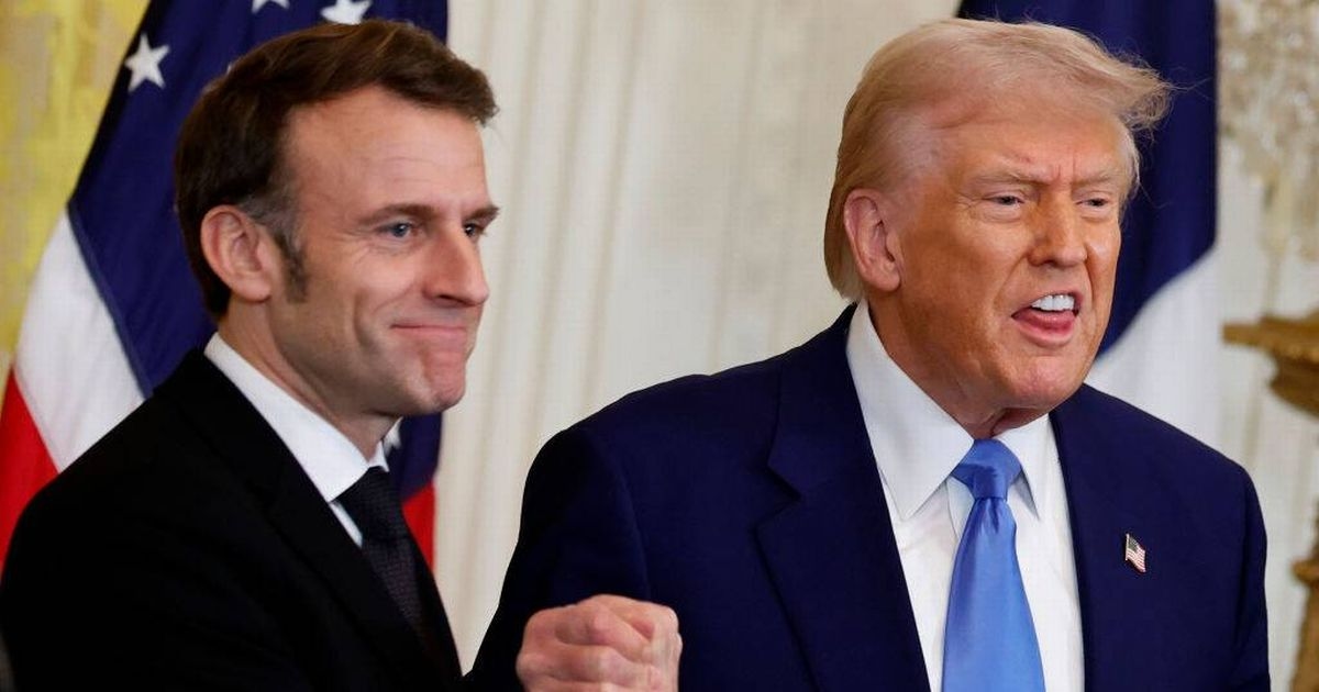 Donald Trump suscita "preoccupazione" dopo che gli spettatori hanno individuato il problema durante la conferenza stampa di Macron