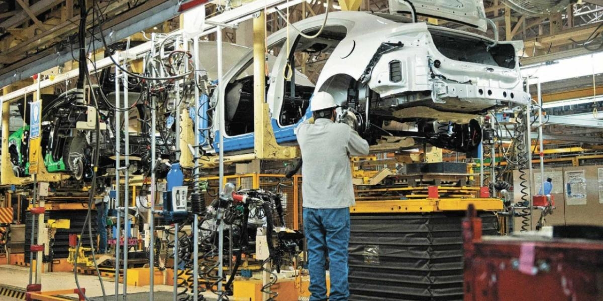 Carros fabricados no México recuperaram participação de mercado no primeiro semestre de 2025.