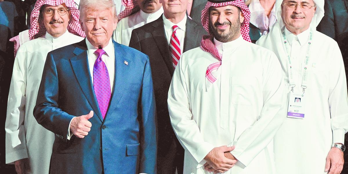 Trump visita Riad en modo empresario