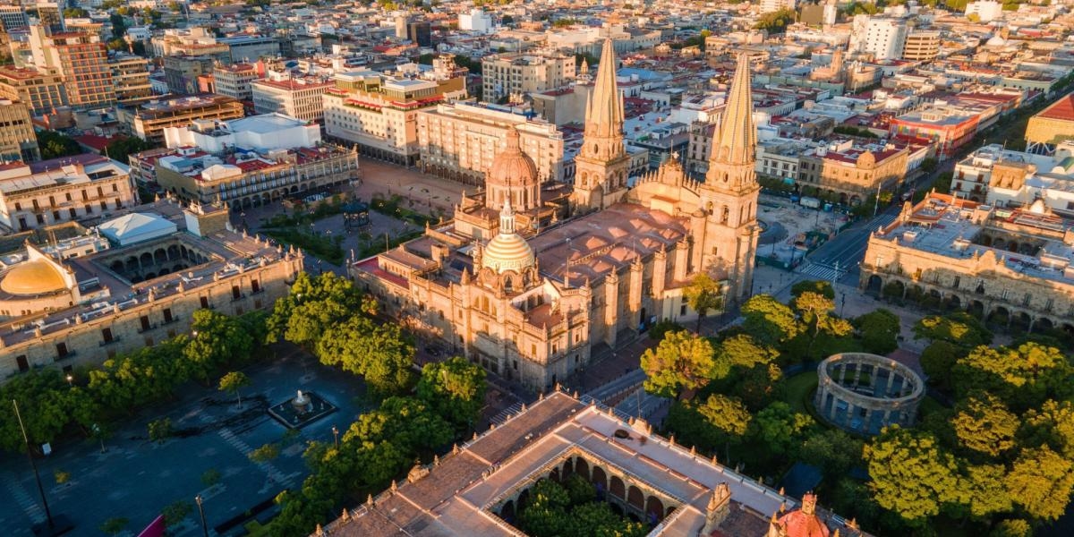Jalisco busca recuperar IED registrado em outros estados