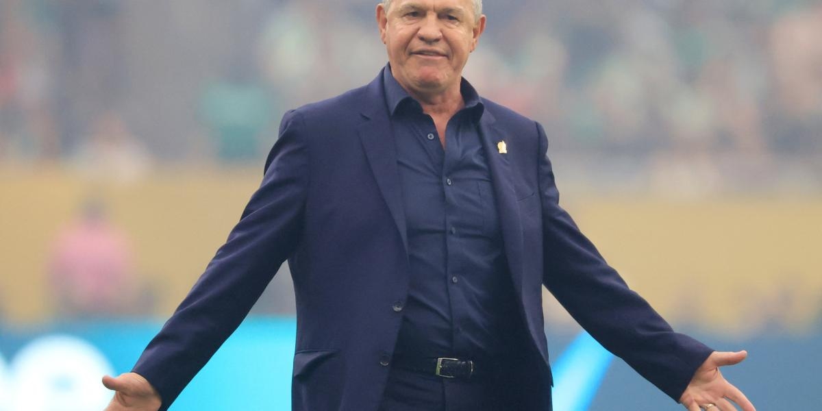 “Continuamos buscando funcionalidade”: Javier Aguirre