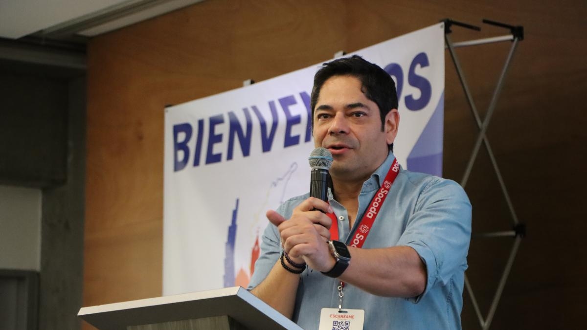 As decisões do governo de Gustavo Petro que estão afetando a compra de casas de mais de 70 mil famílias