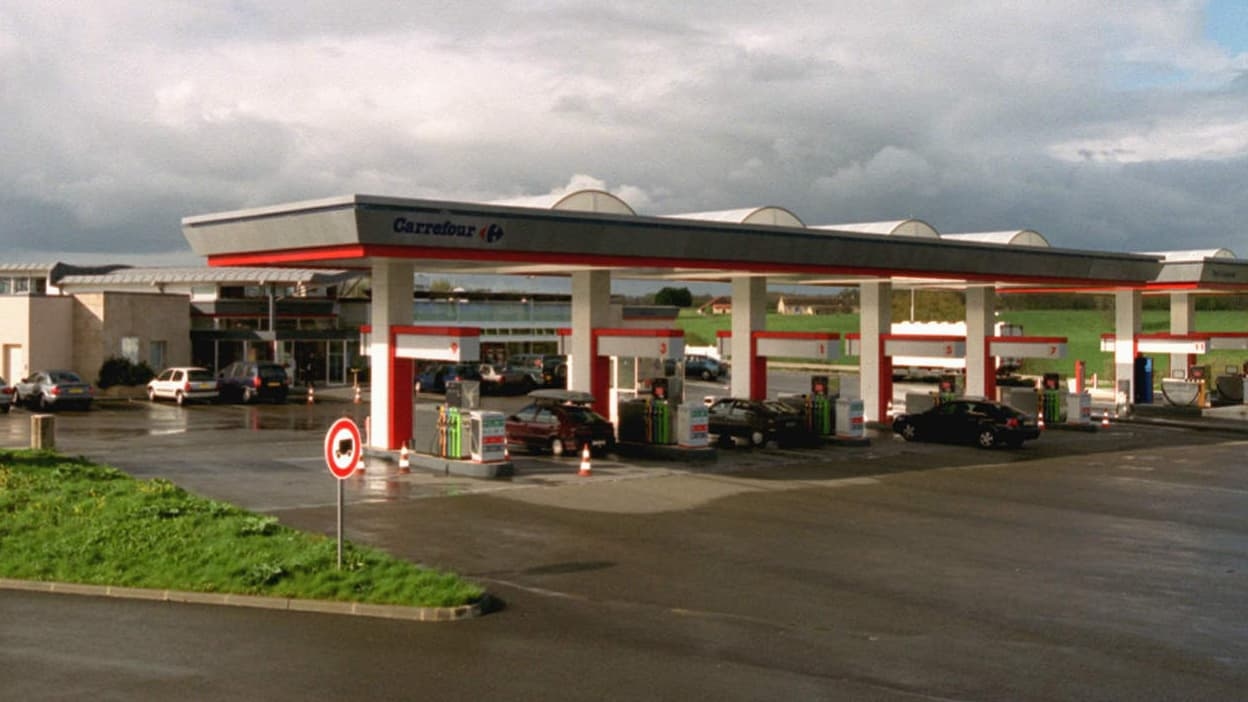 İrlanda tarzı dolandırıcılık, dikiz aynası dolandırıcılığı... otoyol servis istasyonlarındaki dolandırıcılıklara dikkat edin