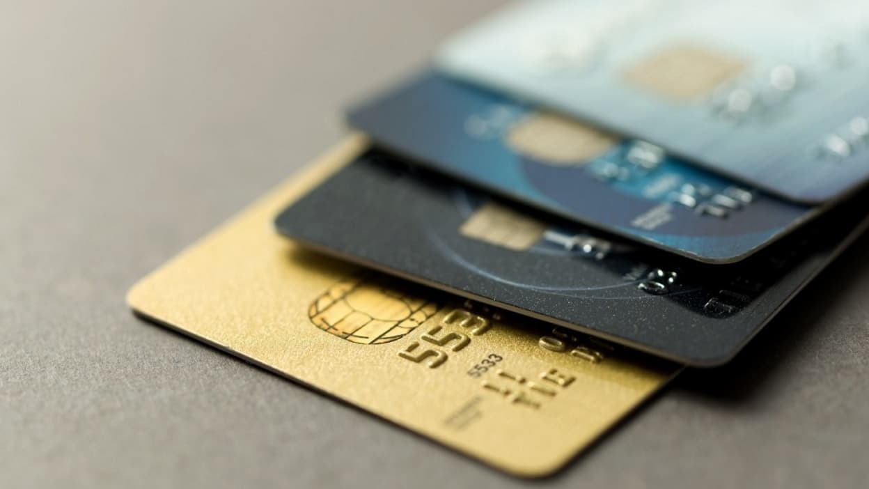 Estos consejos para evitar sobregirarse y limitar las comisiones bancarias