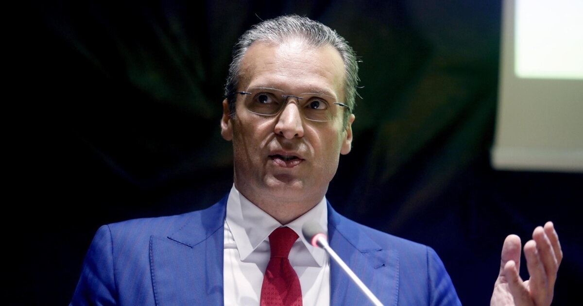 Mauro Micillo's option for Mediobanca's future gains ground