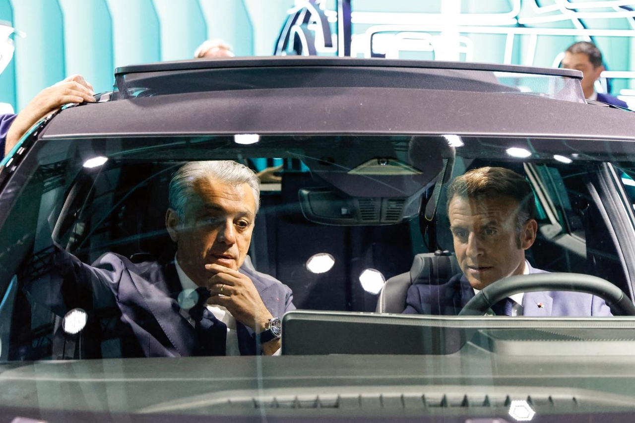 While Renault could produce drones, car manufacturers are taking the defense turn