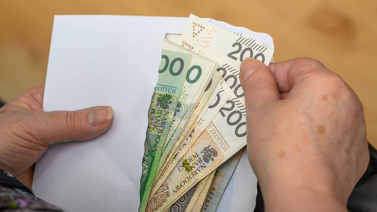 Herwaardering van de rekeningen. ZUS betaalt meer geld aan gepensioneerden.