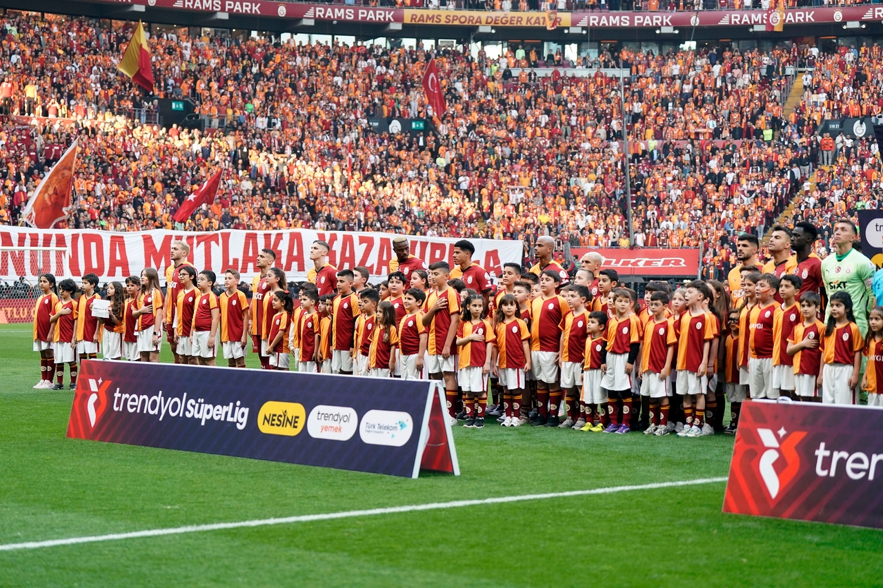 Galatasaray po raz 25. został mistrzem Superligi