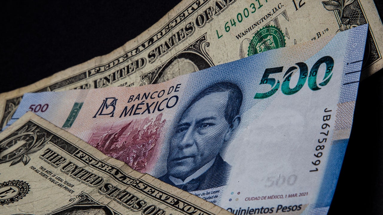 Dollar price today: How it trades against the Mexican peso on September 22