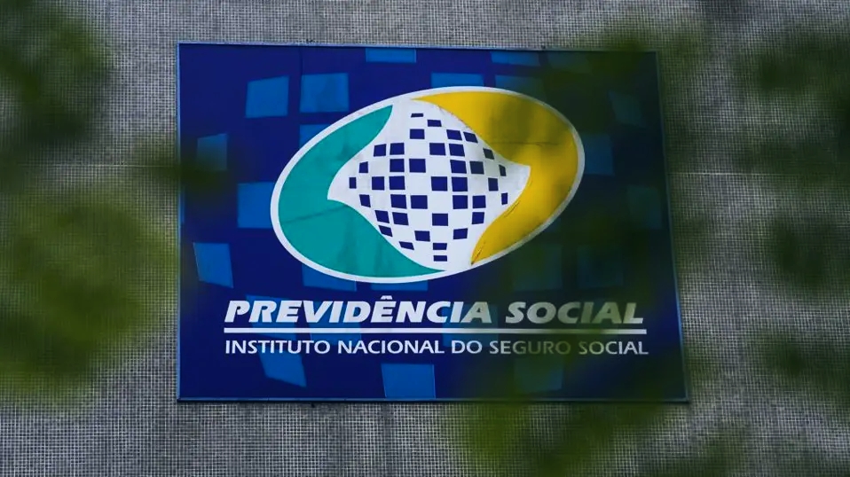 Il tribunale blocca 23,8 milioni di R$ agli indagati per frode all'INSS