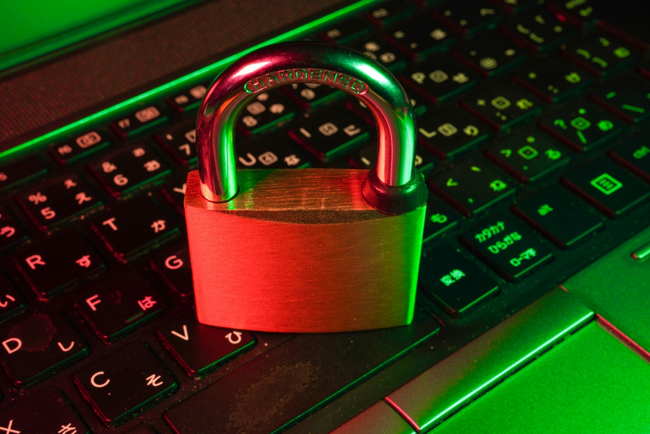 Ingegneria sociale: comprendere la tecnica che rappresenta un rischio elevato per la sicurezza digitale