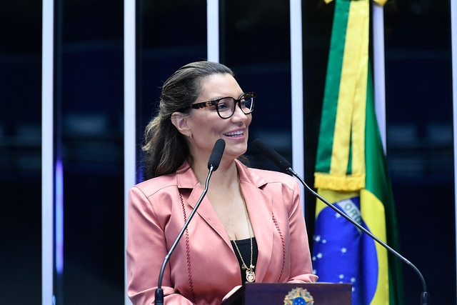 L'opposition propose d'annuler le décret de Lula qui renforce le pouvoir de Janja