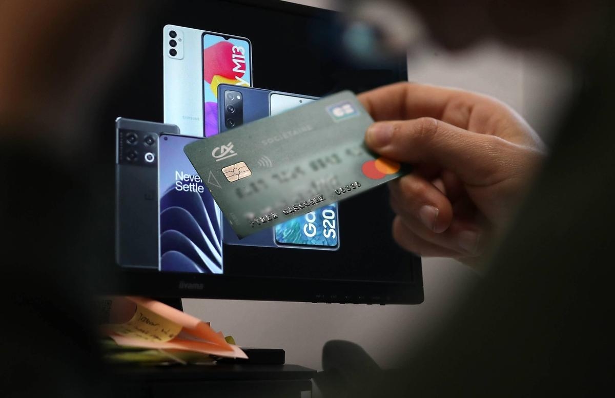Scams: Beware of fake bank advisors, how to react to scammers?