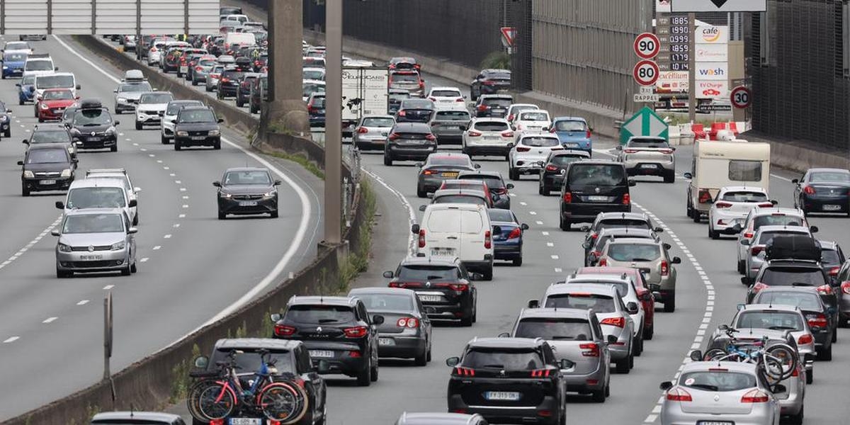 Stau-Wochenende: Bereits 500 Kilometer Stau, A10 stark beeinträchtigt