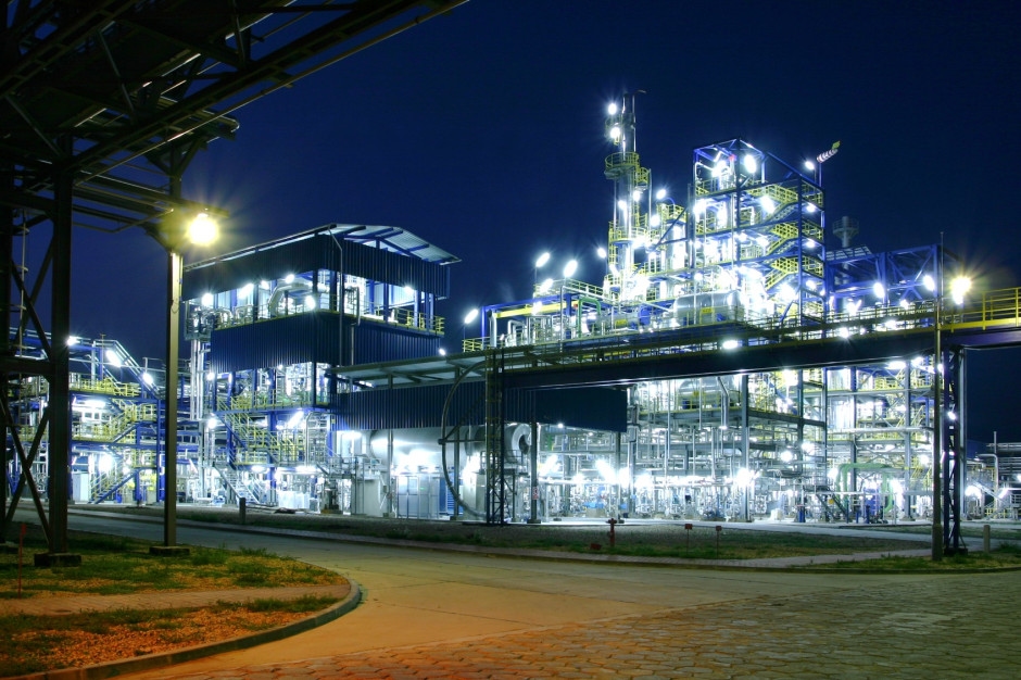 Poolse chemiereus verbetert resultaten, maar nettoverlies nog groter