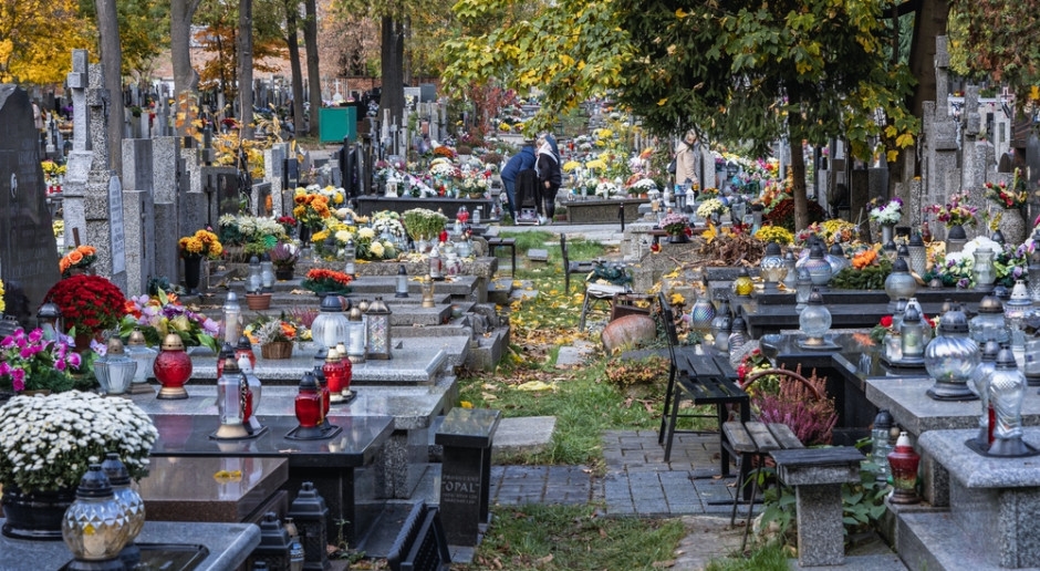 Nagrobek dla bliskich tylko za zgodą. Gminne przepisy zaskarżone do sądu