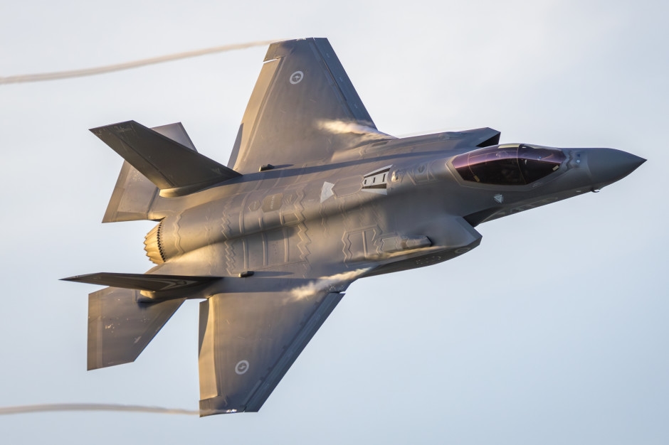 Nobody expected this. New super fighters are flying to Poland