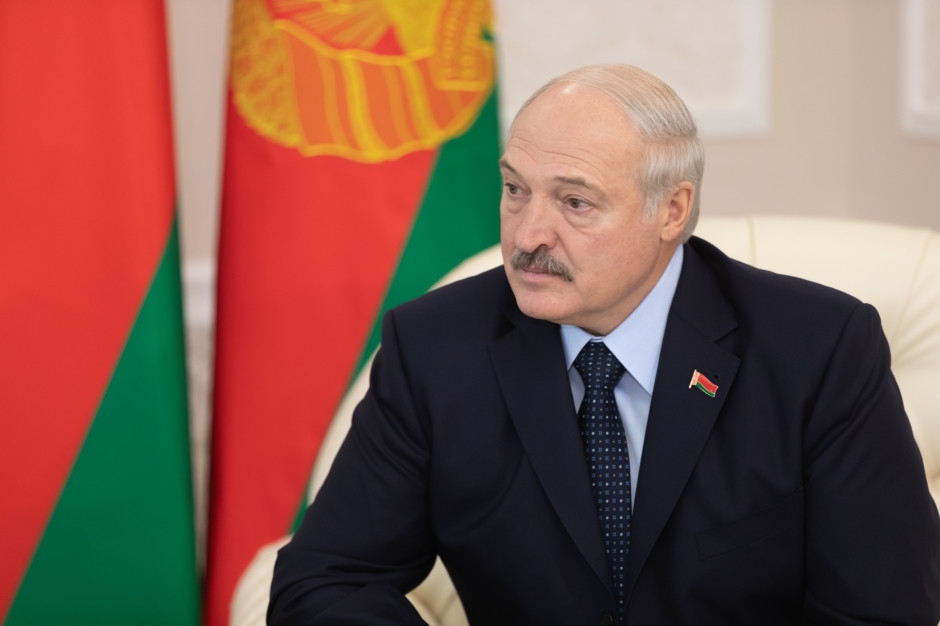 Ukraine is severing economic ties with Belarus, but Lukashenko has found a way. He's exploiting Poland.