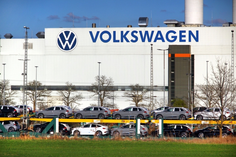 German automotive company sees another profit plunge. Electric vehicles on the verge of profitability