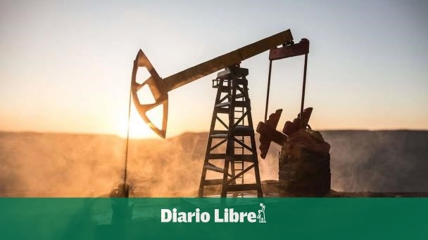 Нефть из Техаса упала на 6,04% до 64,37 долларов США за баррель.