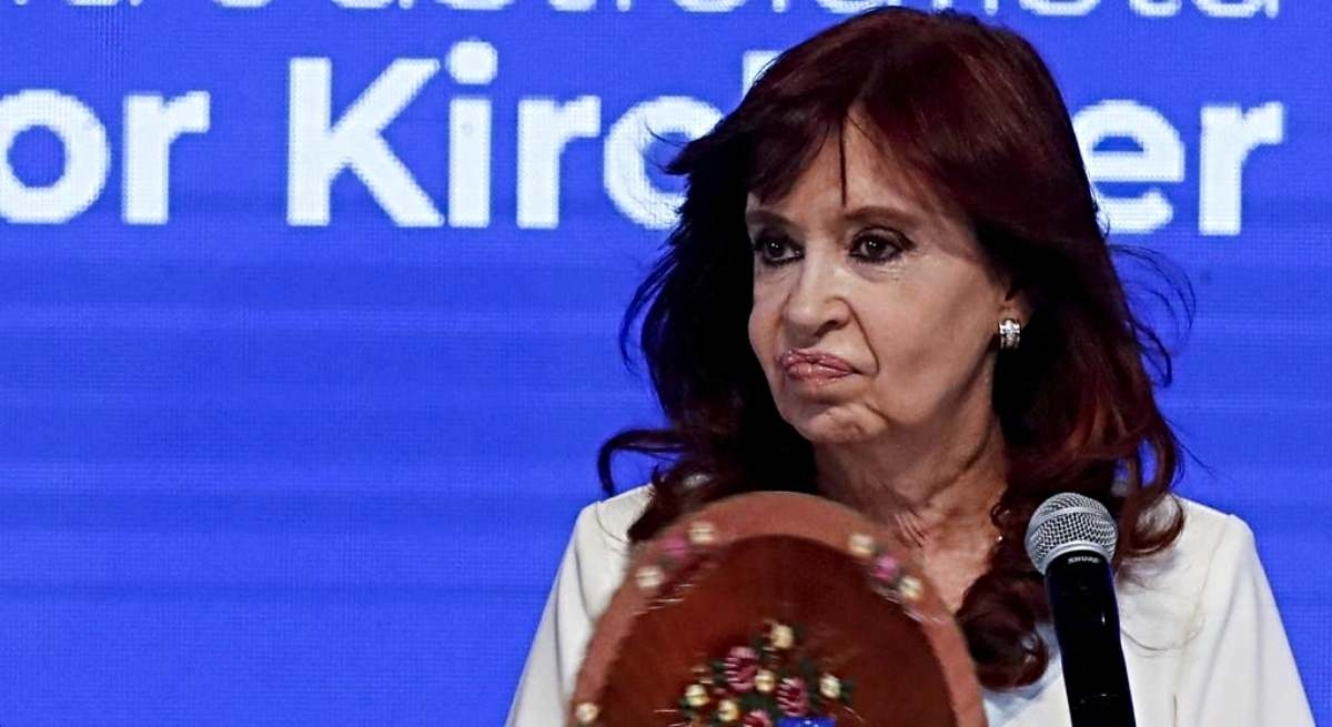 Cristina Fernández ponownie kwestionuje politykę ekonomiczną Milei: „Liczby się nie zgadzają”.
