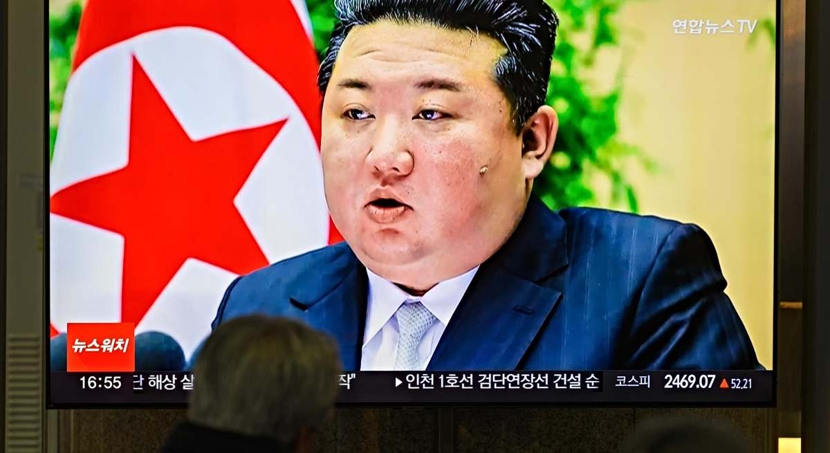 Kim Jong-un fordert den Ersatz von Waffen aus dem letzten Jahrhundert durch hochmoderne Ausrüstung.