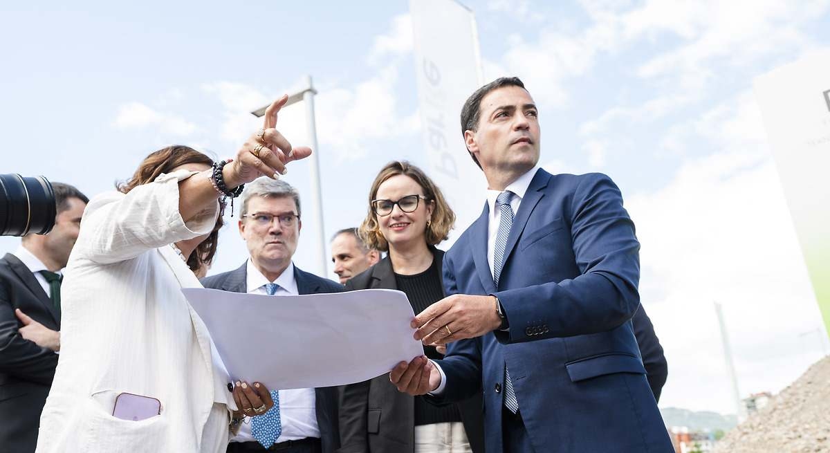Idom und Mondragon werden 50 bzw. 20 Millionen Euro investieren, um sich auf der Insel Zorrotzaurre in Bilbao niederzulassen.
