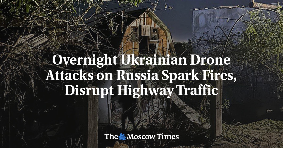 Gli attacchi notturni dei droni ucraini contro la Russia provocano incendi e interrompono il traffico autostradale