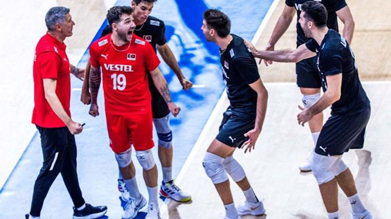 The Efes of the Net are undefeated in the last 16
