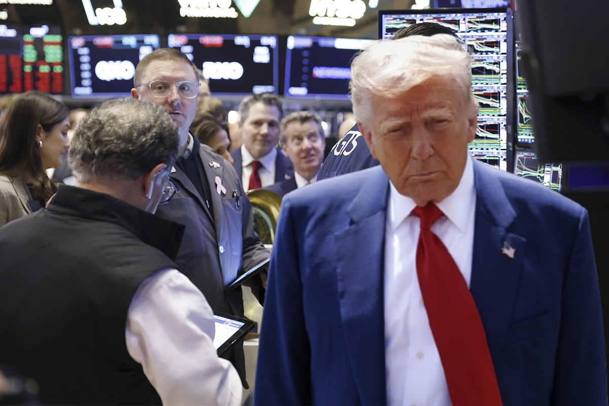 Trump hala altın çağa güveniyor: "Gümrük vergileri ABD'ye işleri geri getirecek"